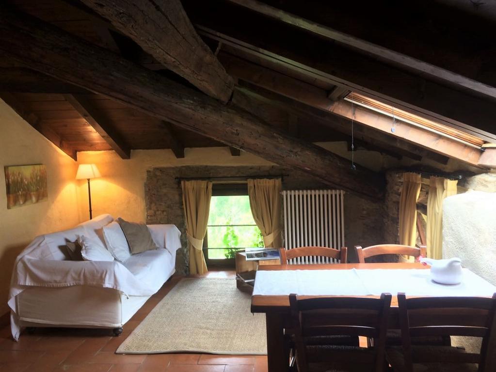 Agriturismo La Costa - Casa Vacanze Rovagnate 외부 사진